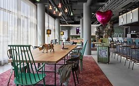 Moxy Vienna City East